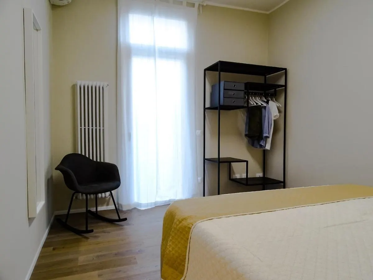 Guest house Suite 649 Bilocale Con Terrazzo Modena