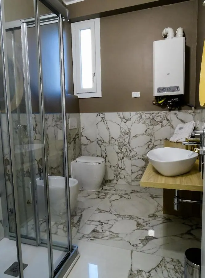 Guest house Suite 649 Bilocale Con Terrazzo Modena Italy