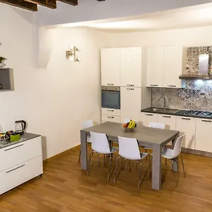 Apartamento La Campanella, Módena
