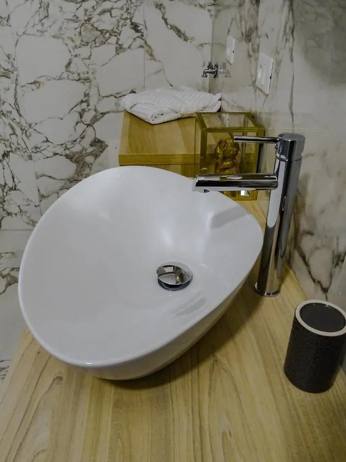 Suite 649 Bilocale Con Terrazzo Modena